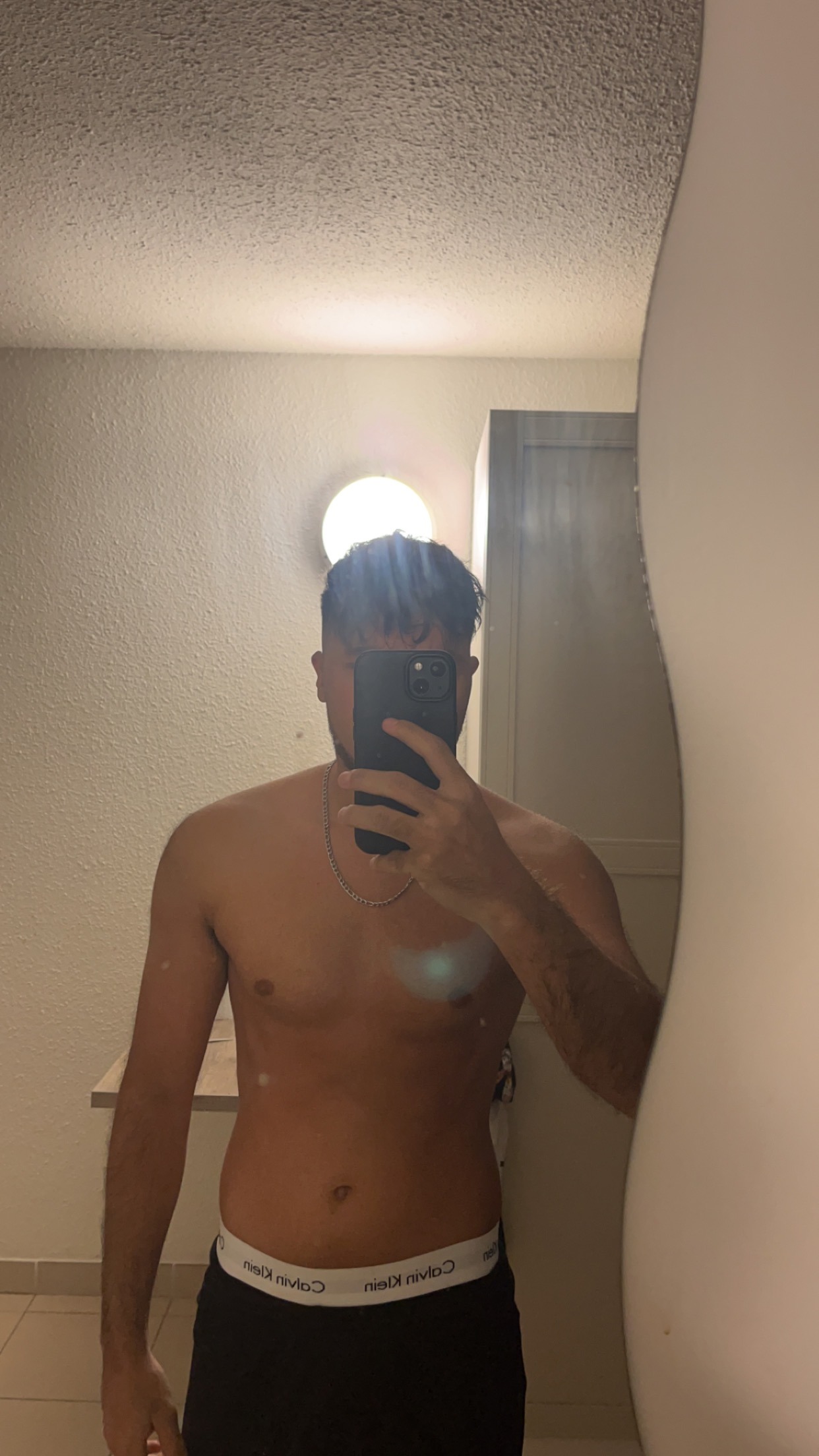 Perfil de Donovane, 24 años, trans escort en Canencia