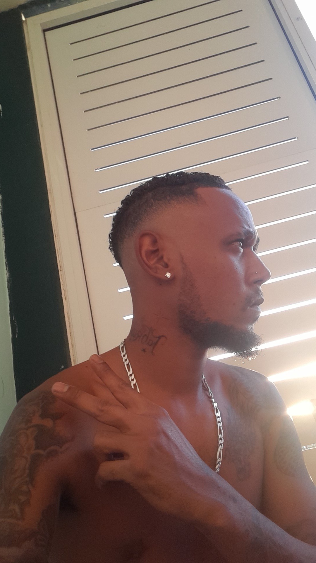Perfil de Clemant, 32 años, trans escort en Montgai