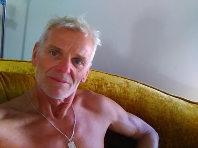 Perfil de Maximilian, 53 años, trans escort en Fuentebureba