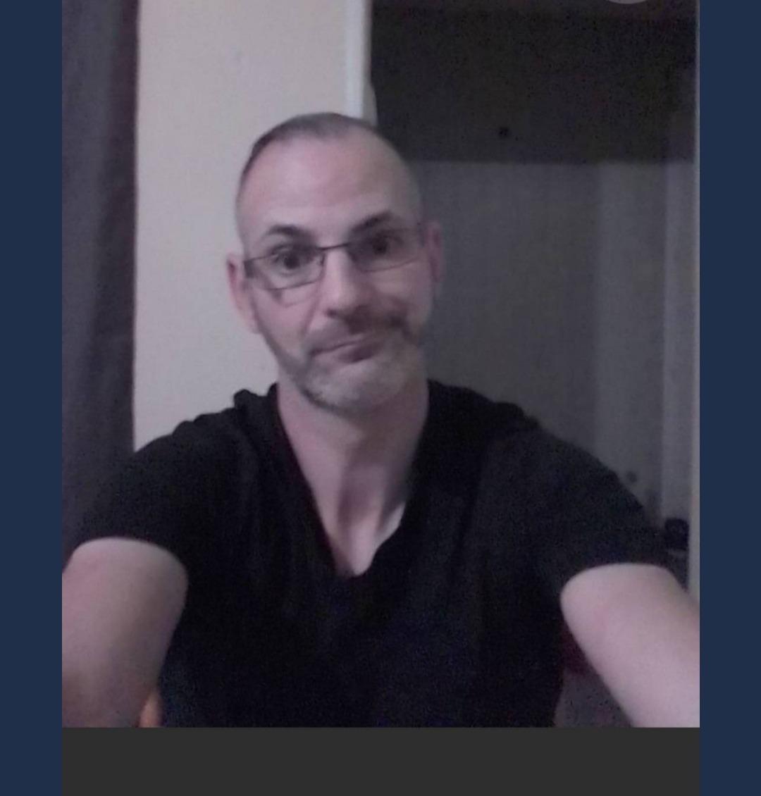 Perfil de Aaronn, 46 años, trans escort en Mengamuñoz