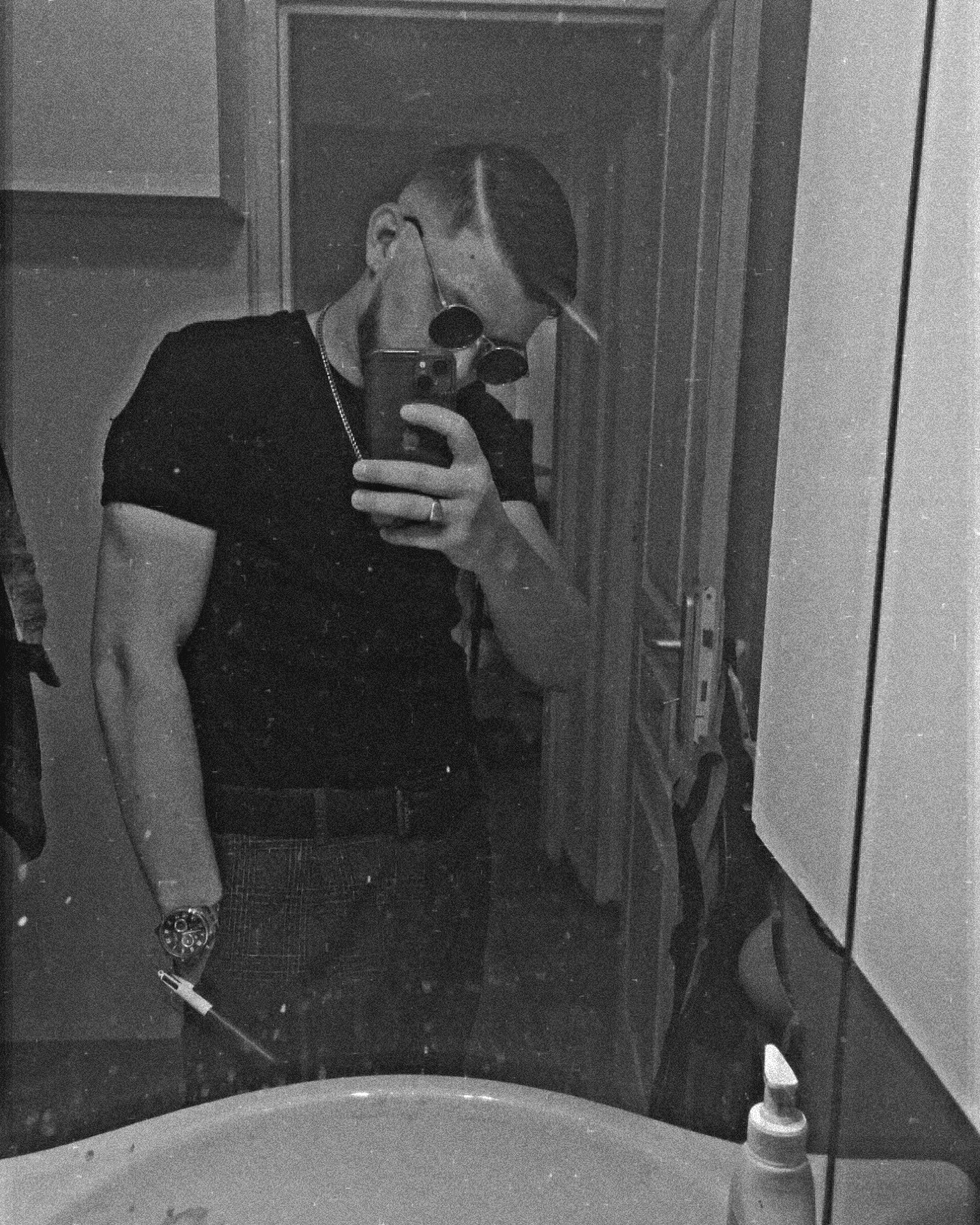 Perfil de Yi, 25 años, trans escort en Trillo