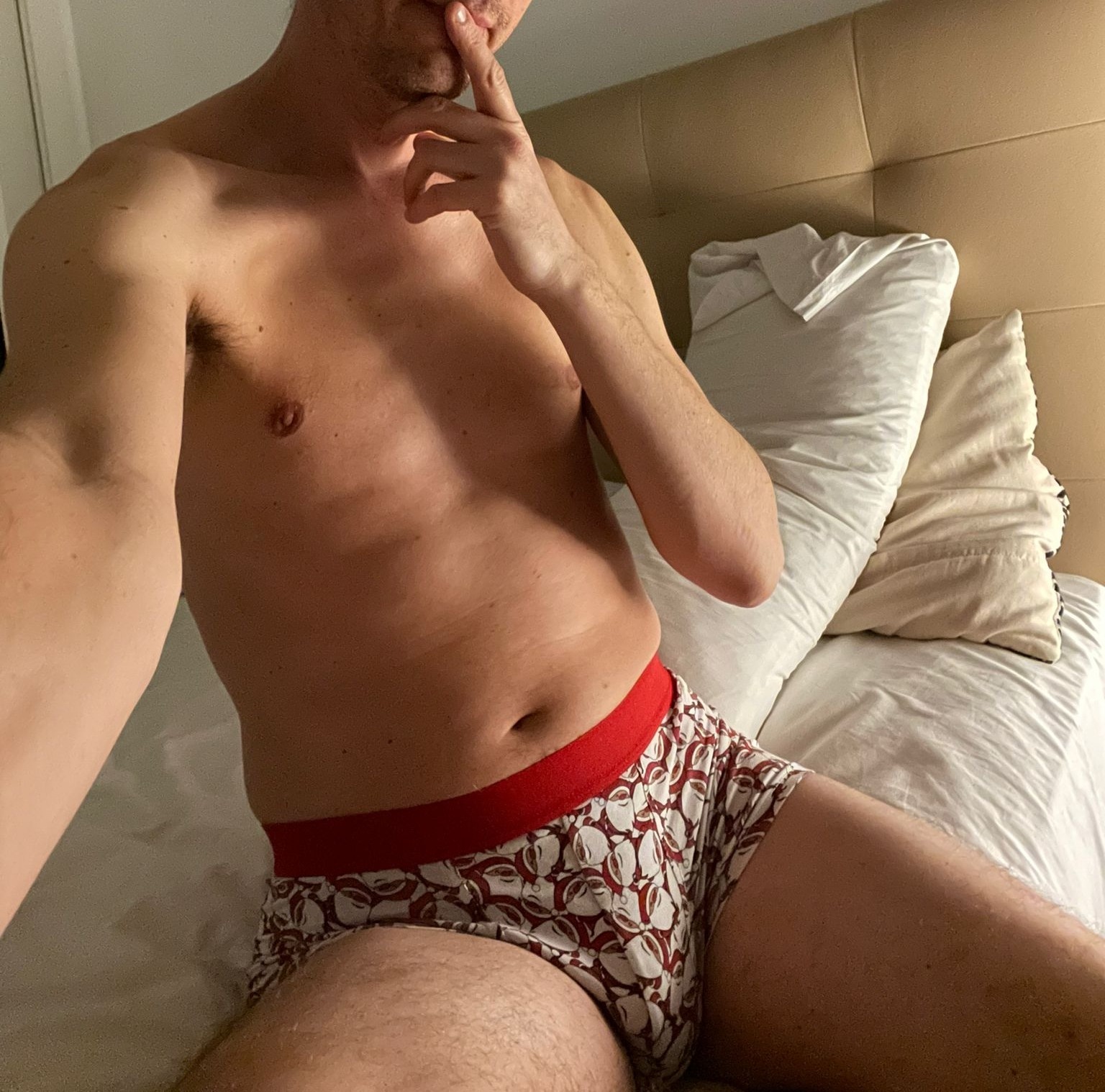 Perfil de Rostan, 40 años, trans escort en Massalcoreig