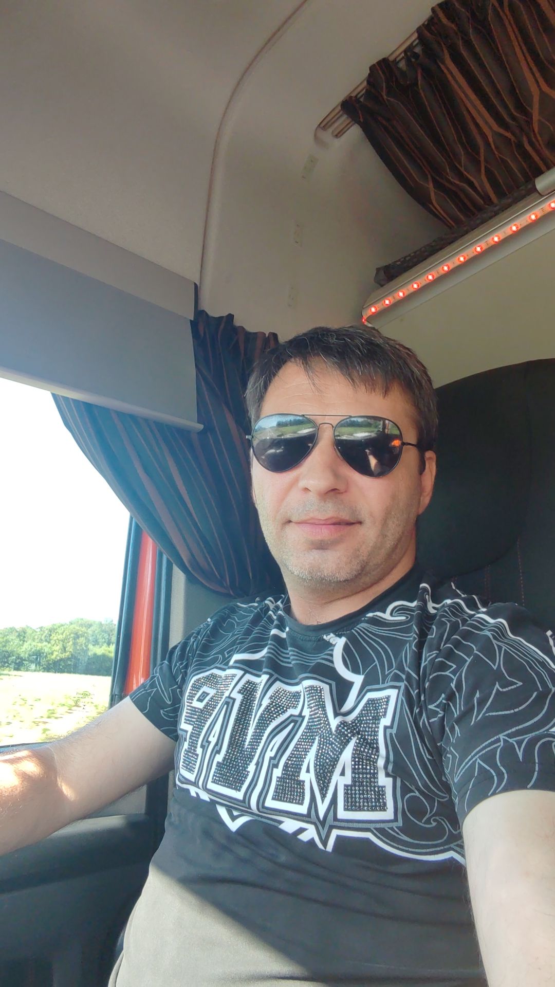 Perfil de Theodoric, 48 años, trans escort en Soleràs, el