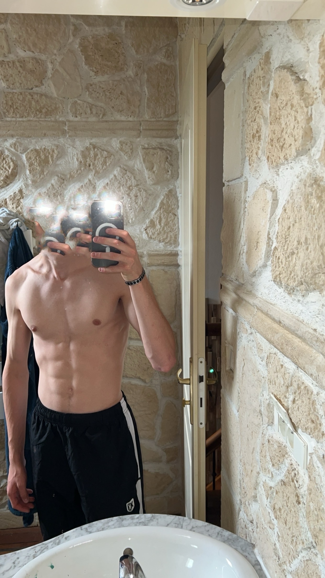 Perfil de Olivio, 18 años, trans escort en Hontanas
