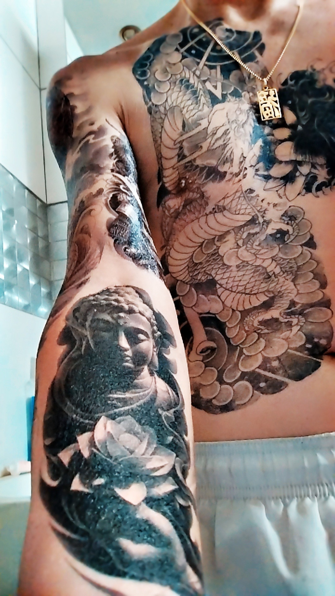 Perfil de Artur, 30 años, trans escort en Cóbdar