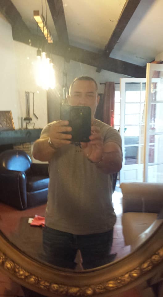 Perfil de Djawed, 50 años, trans escort en Corbera d'Ebre