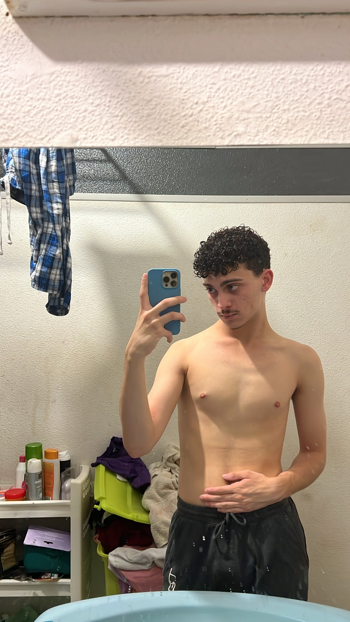 Perfil de Yvon, 19 años, trans escort en Valdecasa