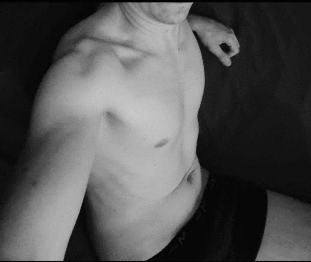 Perfil de Menahem-mendel, 40 años, trans escort en Aizarnazabal