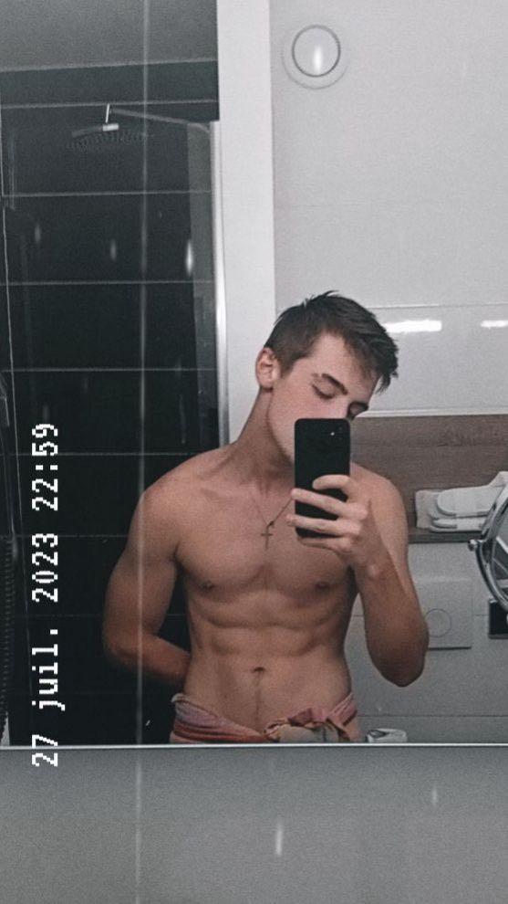 Perfil de Jaad, 20 años, trans escort en Retascón