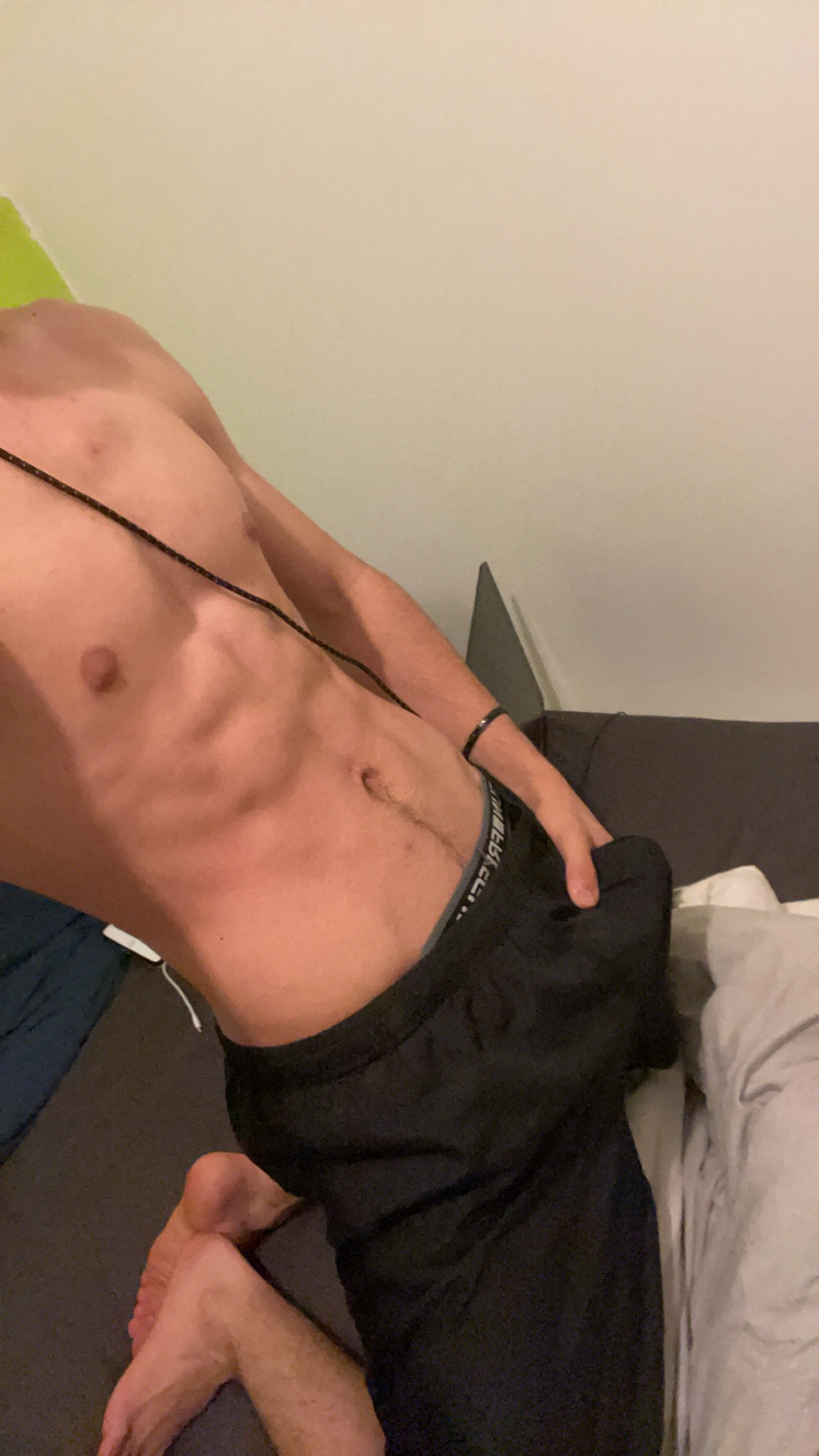 Perfil de Issan, 21 años, trans escort en Pradilla de Ebro