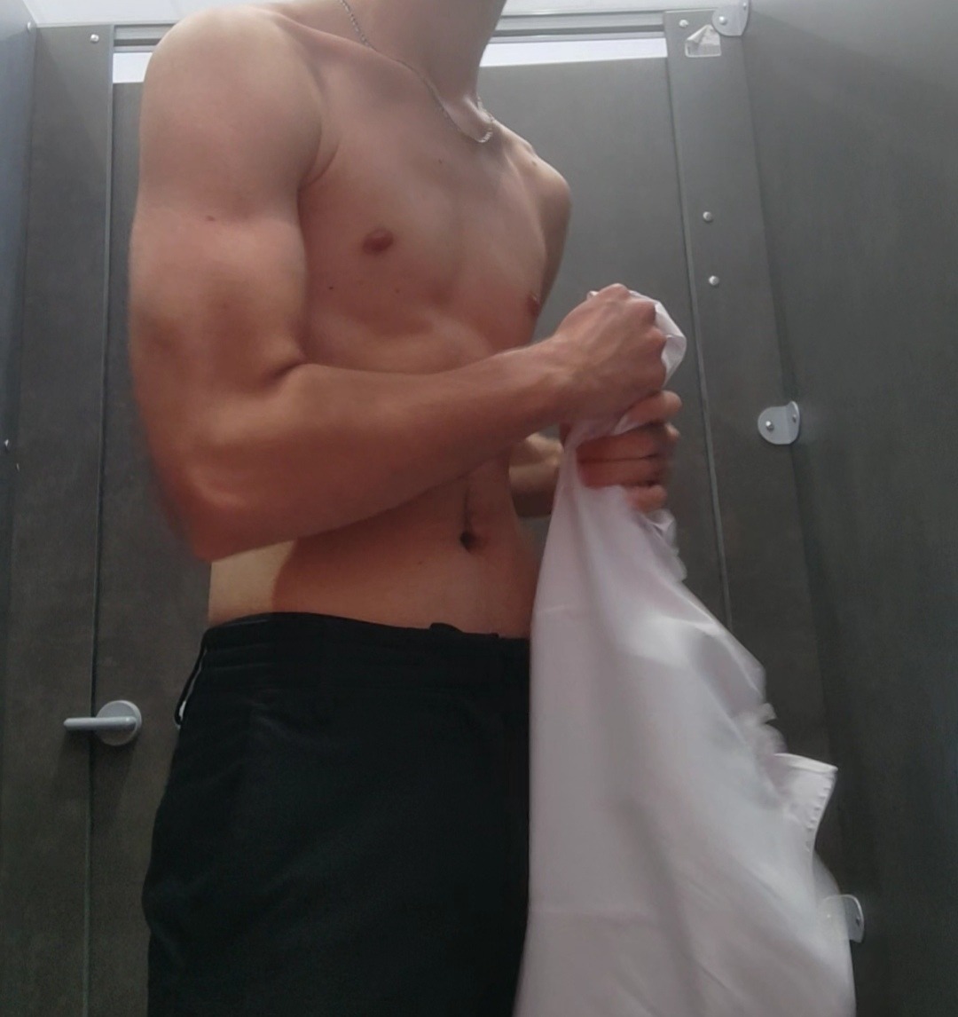 Perfil de Elhadj, 19 años, trans escort en Mozota