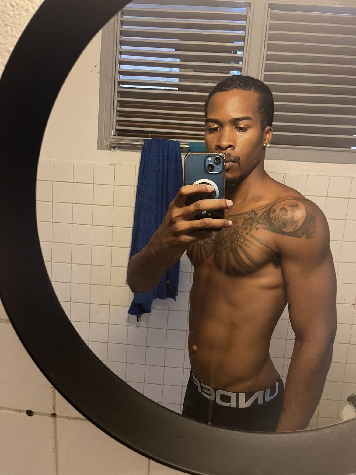 Perfil de Illyan, 30 años, trans escort en Noez