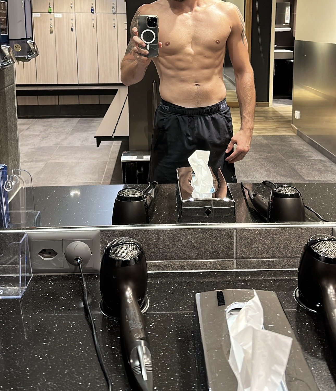 Perfil de Tayrone, 27 años, trans escort en Rafal