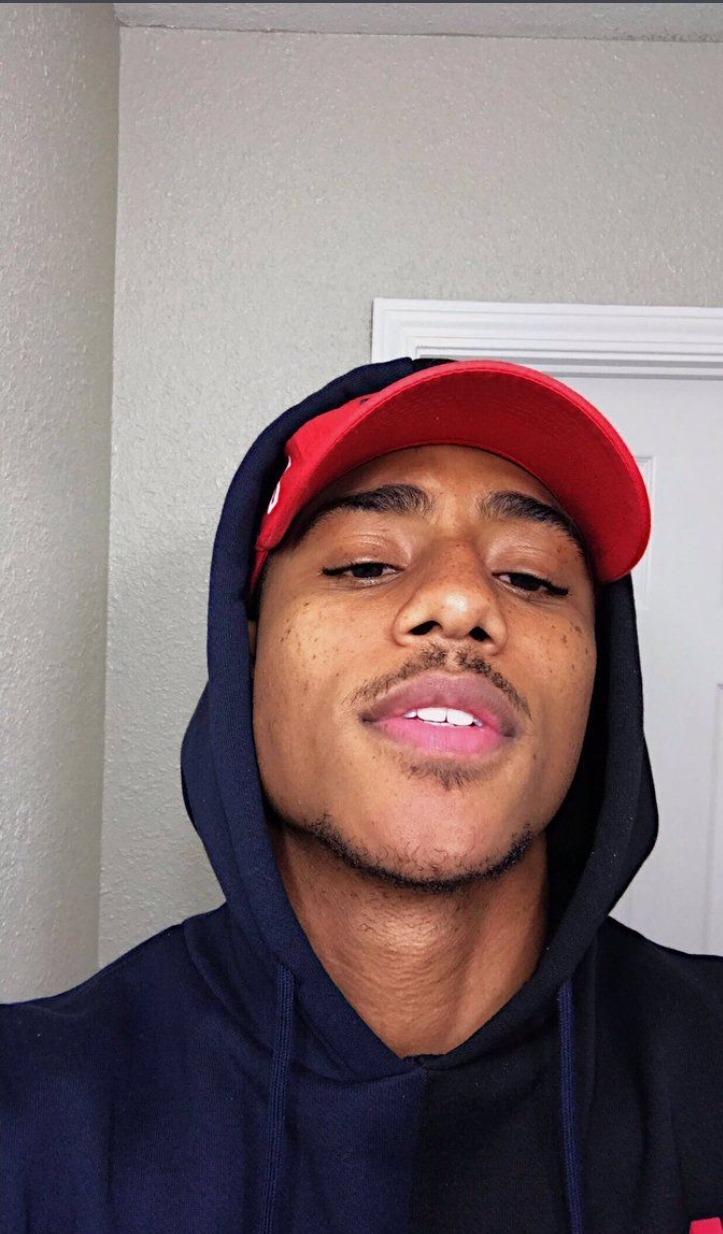 Perfil de Lincoln, 23 años, trans escort en Candeleda