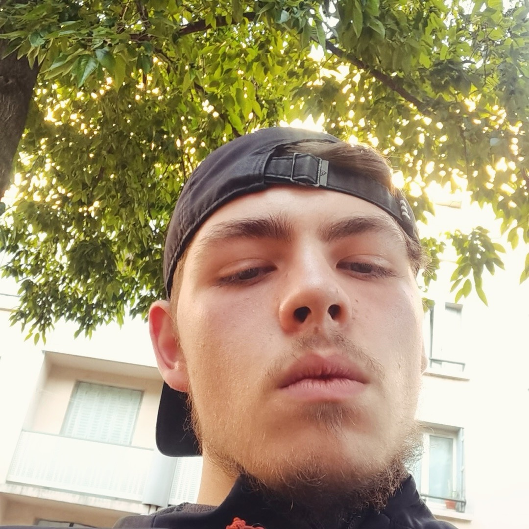 Perfil de Javier, 20 años, trans escort en Agost