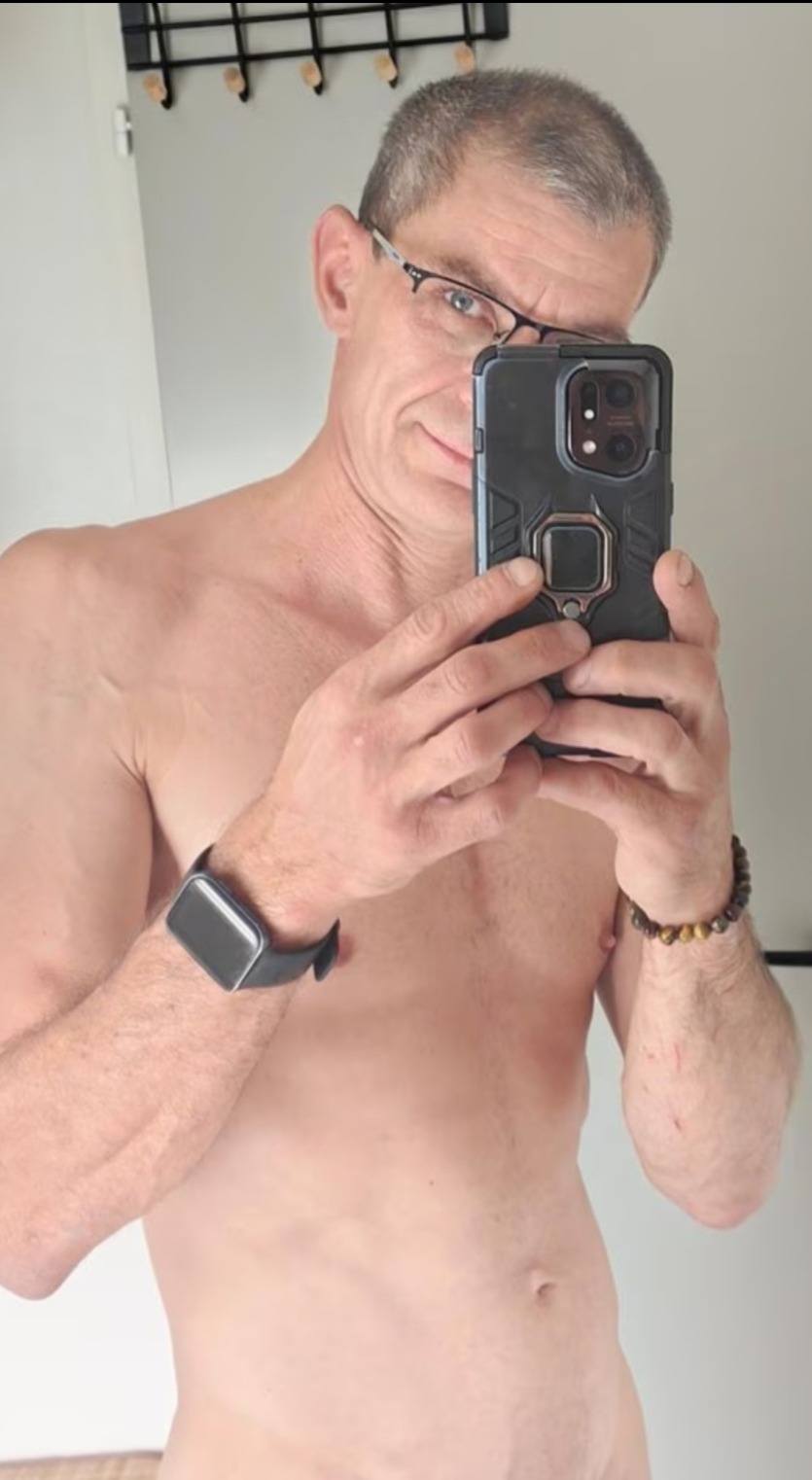 Perfil de Rahman, 51 años, trans escort en Fuentespreadas